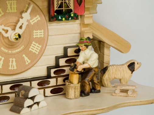 文字盤は茶色になります