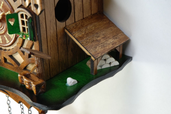 側面までデザインされたモデル